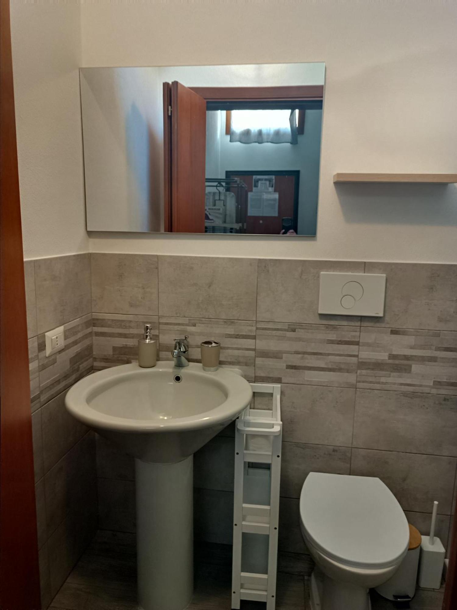 Casa Vacanza Monoboito Quartu SantʼElena Esterno foto