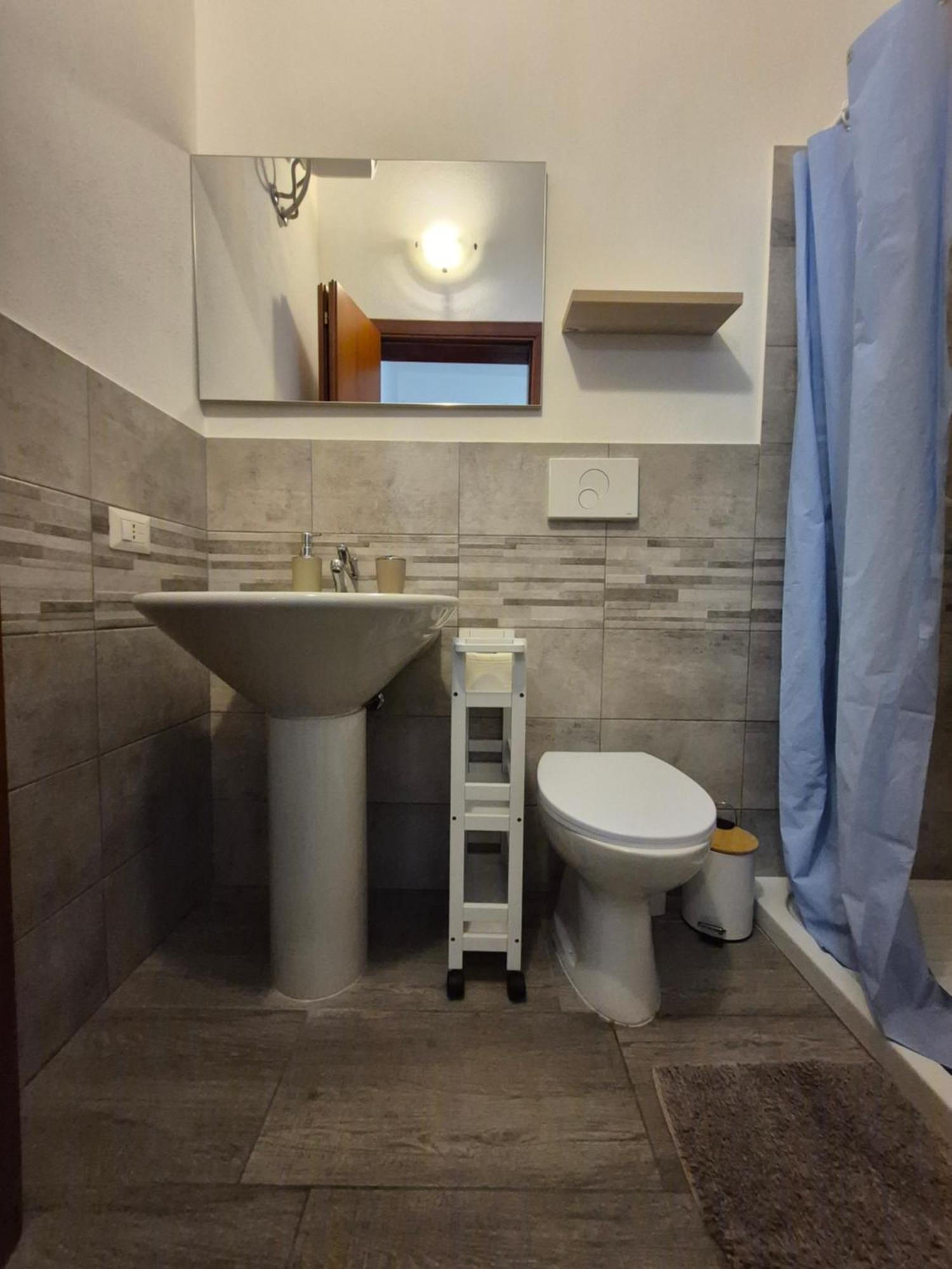 Casa Vacanza Monoboito Quartu SantʼElena Esterno foto