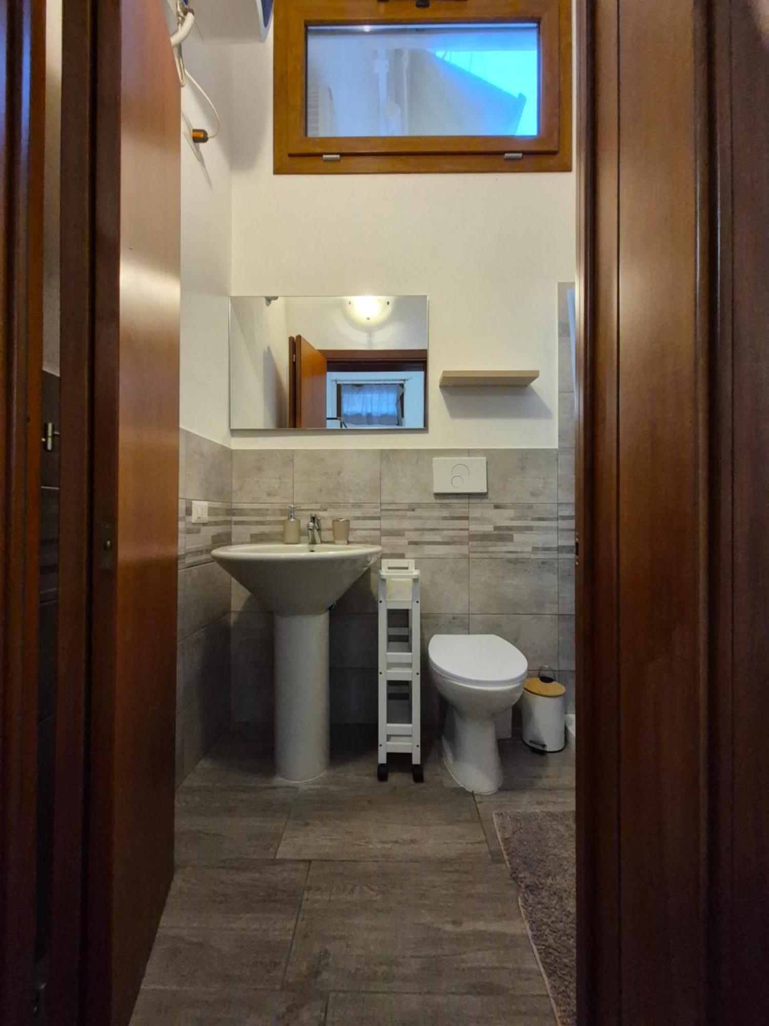 Casa Vacanza Monoboito Quartu SantʼElena Esterno foto